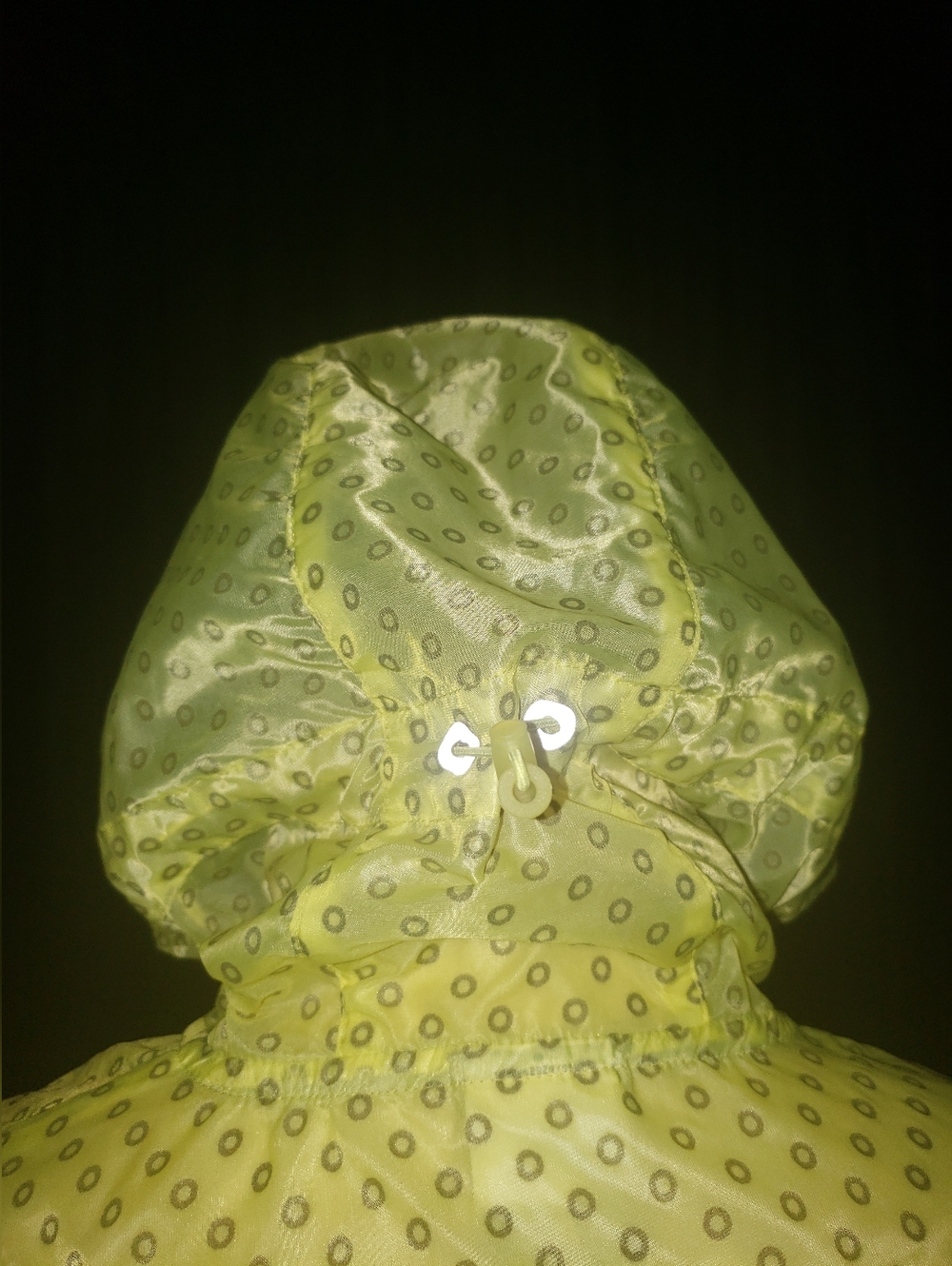 Nike Runner Neon Lime Green Reflector Hoodie Foldable Jacket L - Picture 13 of 15